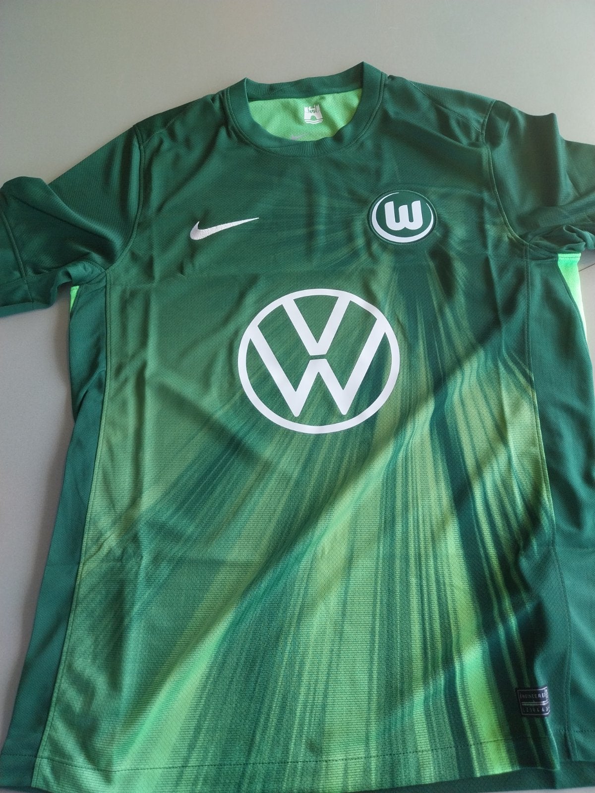 VfL Wolfsburg thuisshirt 2025/26 maat M, Maat M, Verzenden, Nieuw, Shirt