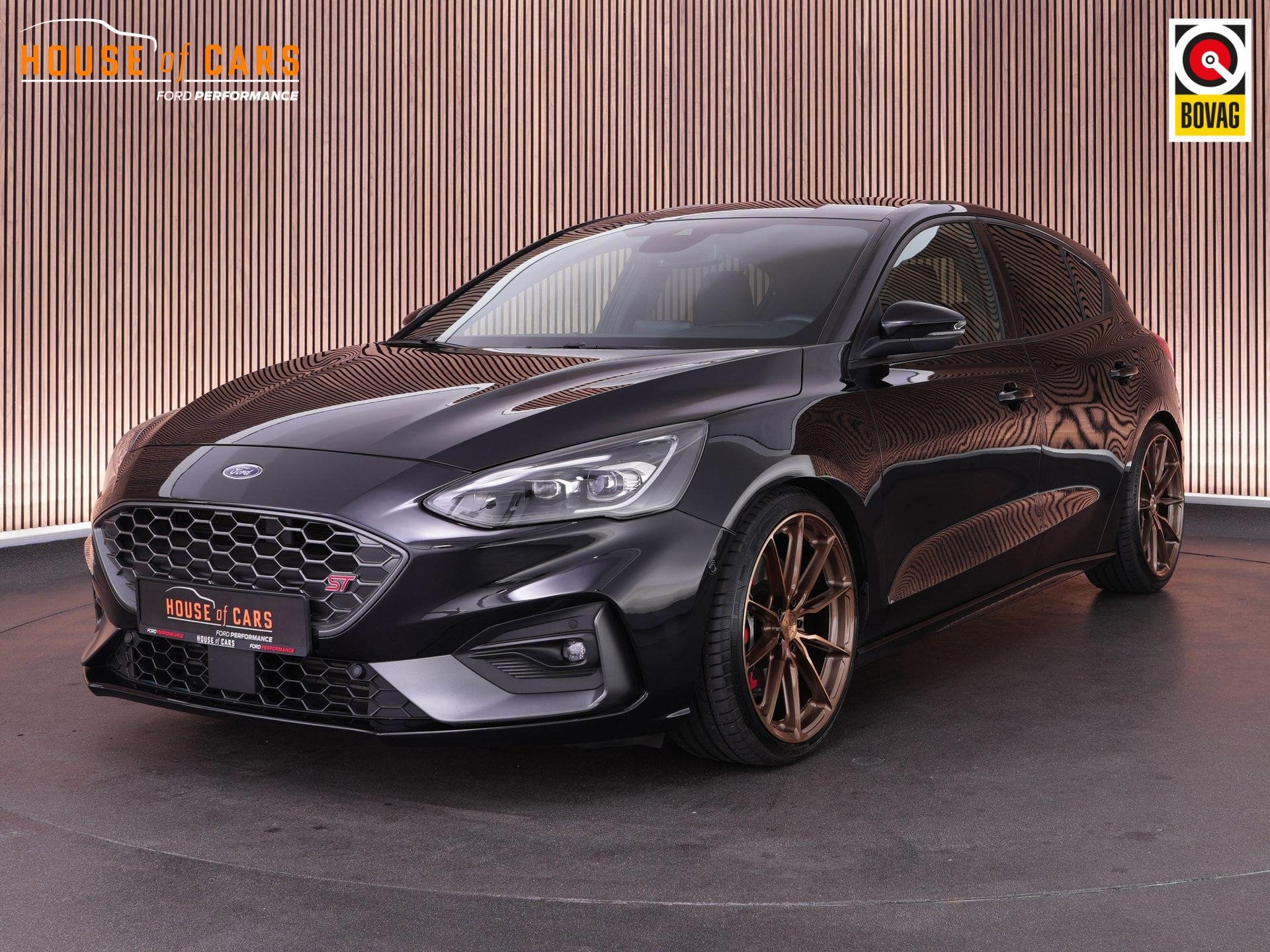 Ford Focus ST-3 AUTOMAAT 2.3 280pk PERFORMANCE PACK |track-m, Gebruikt, 4 cilinders, Bedrijf, 1600 kg