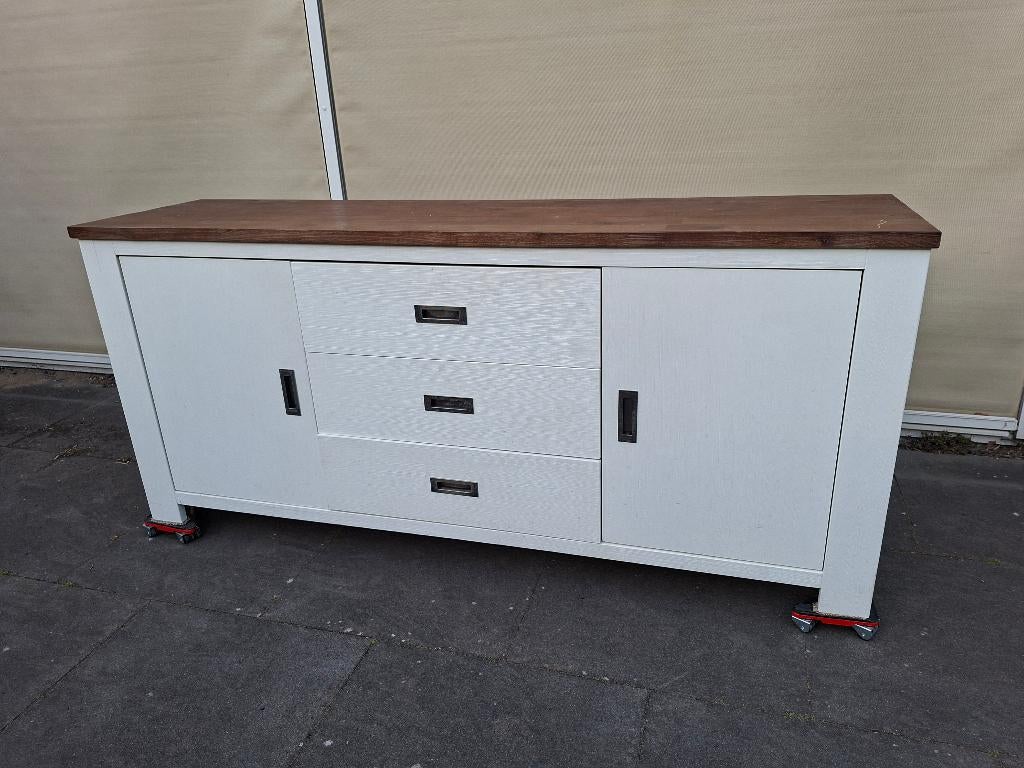 Dressoir - wit met een robuust houten blad, Ophalen, Gebruikt, Met deur(en), 150 tot 200 cm