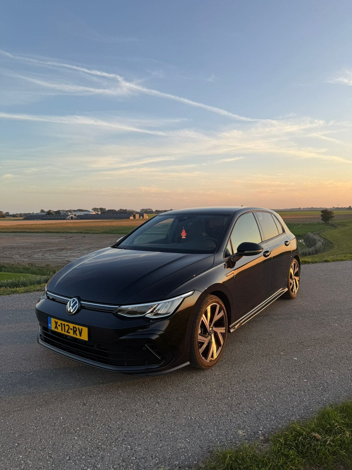 Volkswagen Golf 1.5 Etsi  R Line Pano 150pk 7-DSG 2023 Zwart, Auto's, Bluetooth, 1498 cc, 680 kg, 4 cilinders