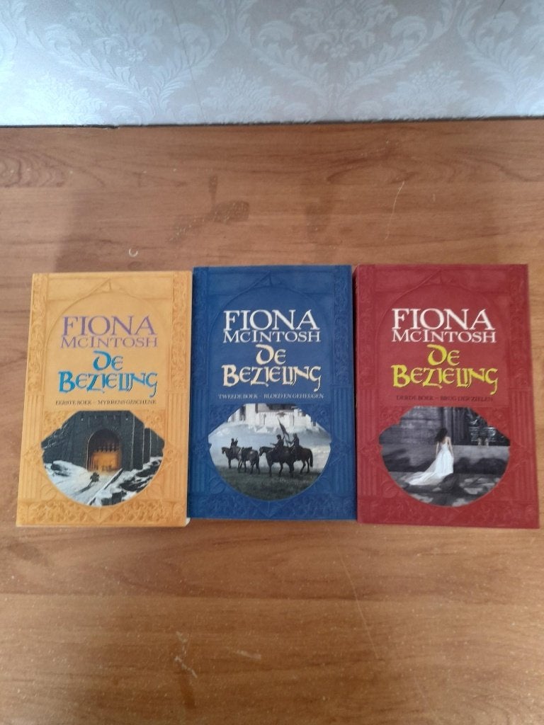 Fiona McIntosh: De Bezieling trilogie ZGAN, Ophalen of Verzenden, Zo goed als nieuw, Fiona McIntosh