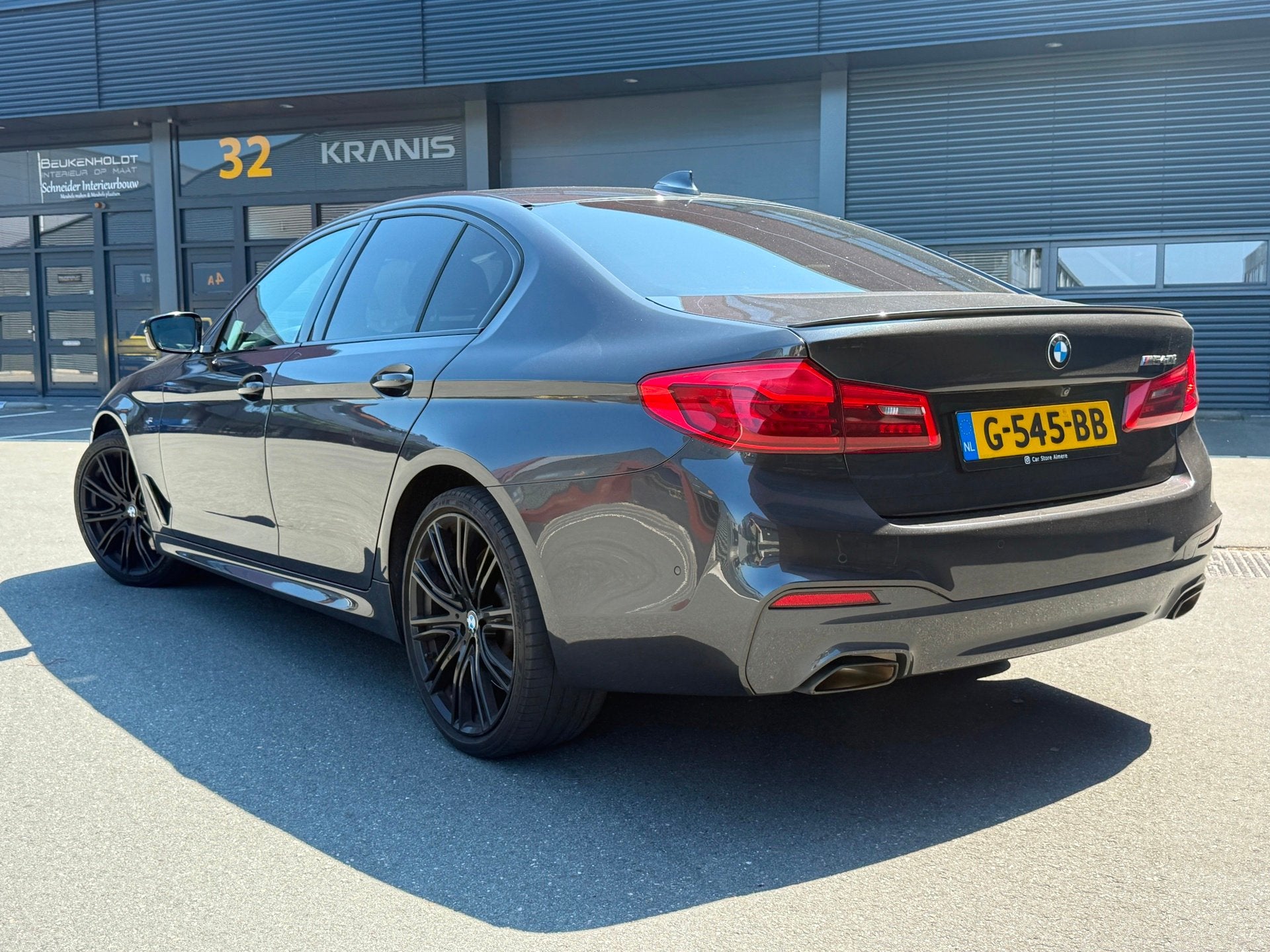 BMW 5-serie 540i High Executive M-Edition Vol Opties, Automaat, Gebruikt, Euro 6, 2000 kg