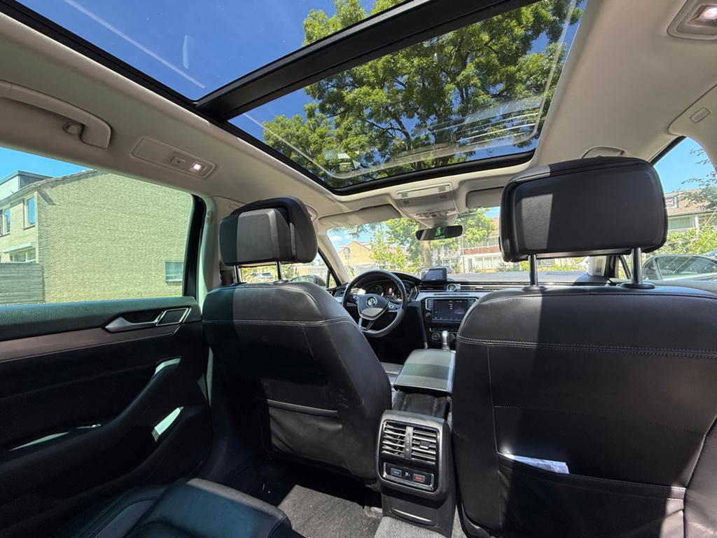 Volkswagen Passat 1.6 TDI 88KW BMT Variant DSG 2017 Zwart, 4 cilinders, Zwart, Diesel, Te koop