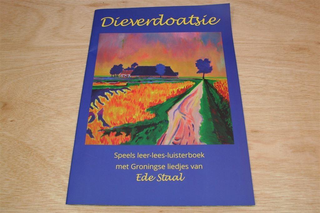 Dieverdoatsie — Leer-lees-luisterboek Ede Staal — Zeldzaam, Boeken, Ophalen of Verzenden, Zo goed als nieuw, Artiest