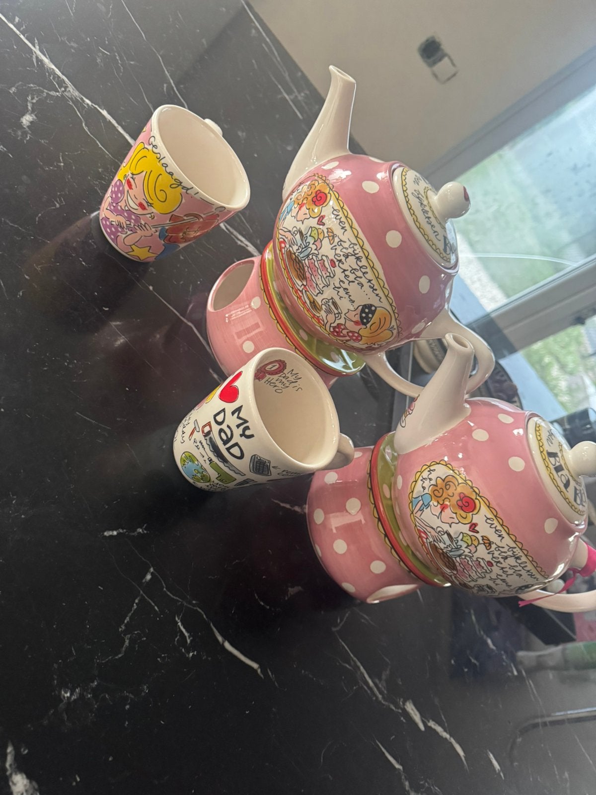 Blond servies theekannen en mokken, Ophalen of Verzenden, Zo goed als nieuw