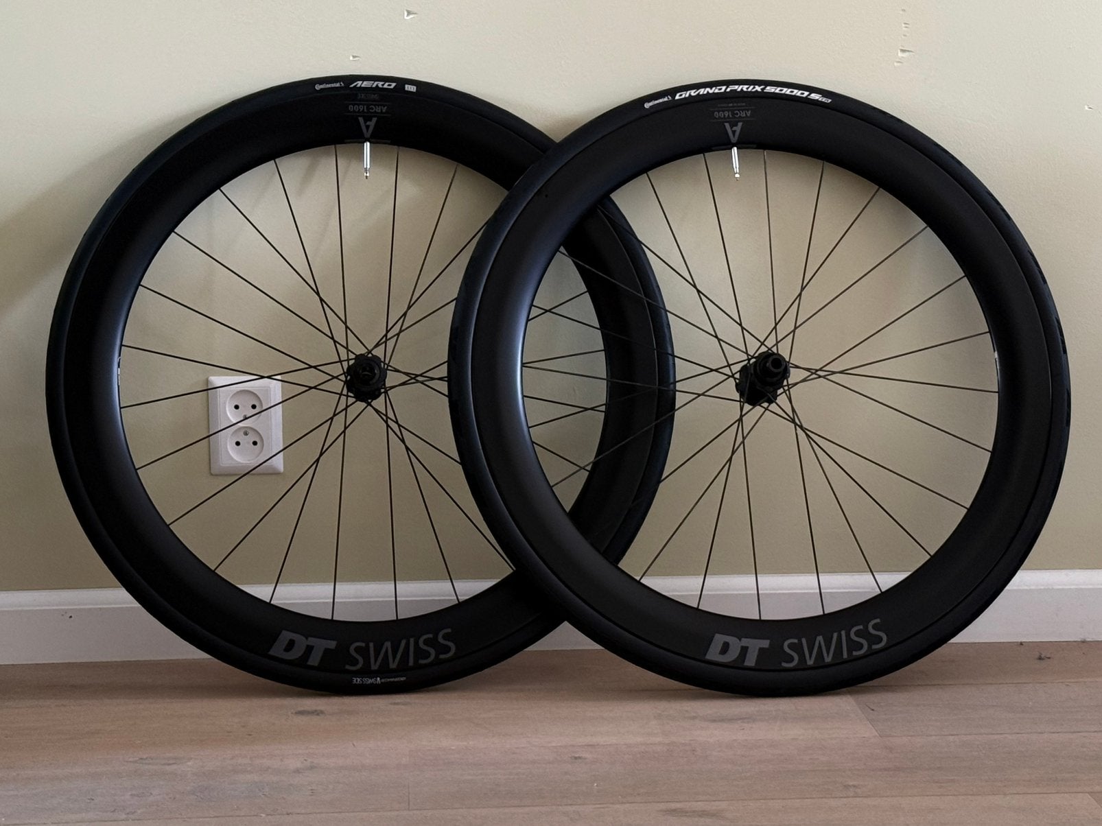 DT Swiss carbon wielen, Ophalen, Zo goed als nieuw, Carbon