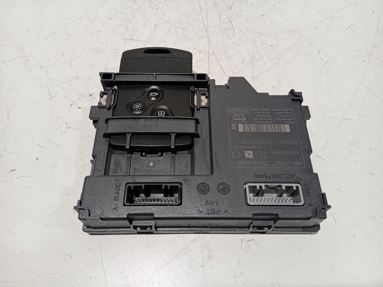 Kaartlezer module Renault Captur, Auto-onderdelen, Onderdelen@venauto.nl, Van der Ven Autorecycling B.V., Gebruikt, Ettenseweg 76, 4706 PB Roosendaal, The Netherlands