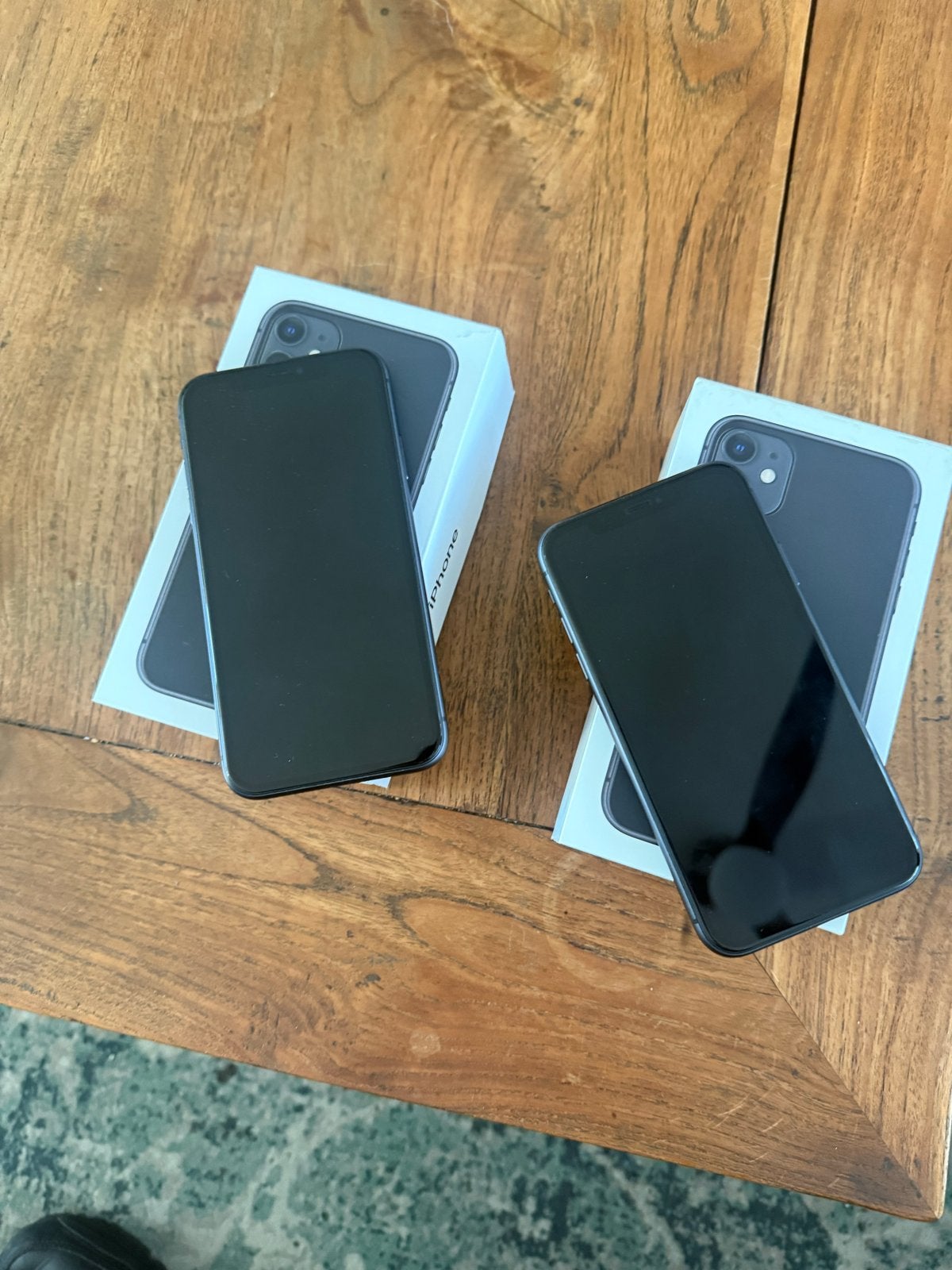 2x Apple iPhone 11 Zwart 128GB - ZGAN €150,- per stuk..!!!, 128 GB, Zwart, Zo goed als nieuw, Zonder simlock