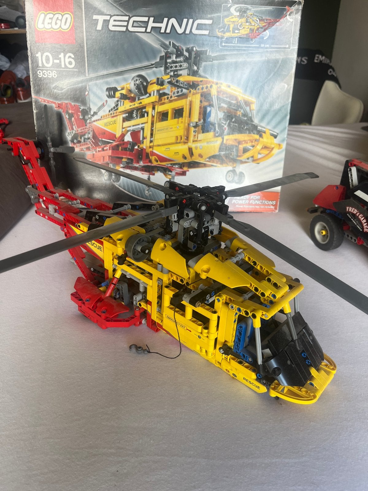 Foto 2 van Lego Technic Collectie: Helikopter, Vrachtwagen & Buggy's