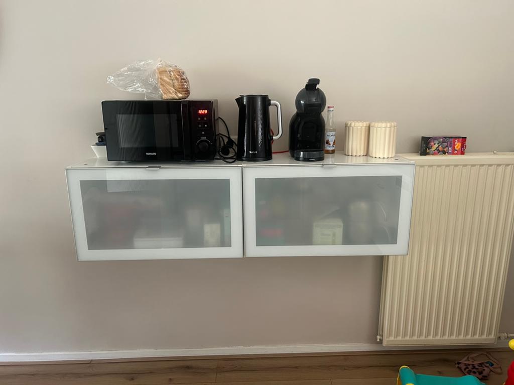 2 losse wand kasten, Ophalen, Zo goed als nieuw