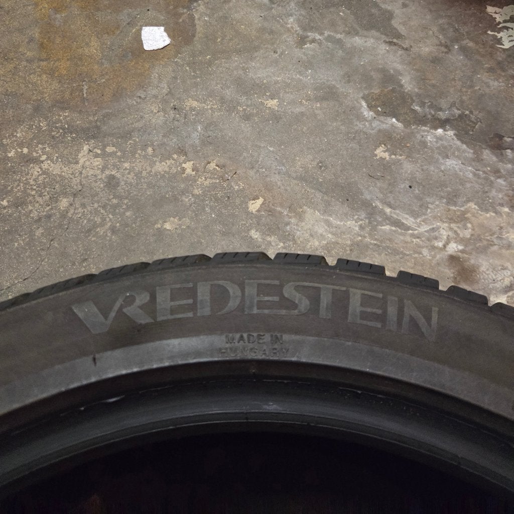 Banden, Ophalen, 18 inch, Gebruikt, 235 mm