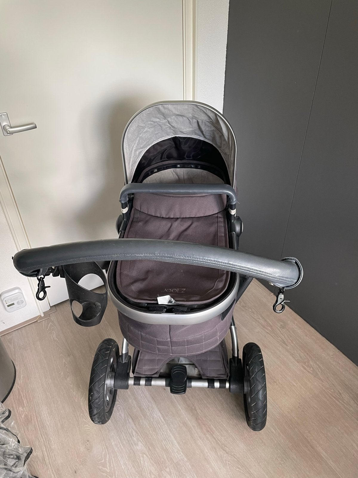 Joolz Day kinderwagen met reiswieg, buggyzit en regenhoes, Kinderen en Baby's, Kinderwagens en Combinaties, Gebruikt, Luchtbanden