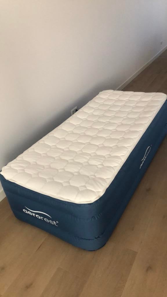 Aerorest luchtbed 90x200x50, Ophalen, Zo goed als nieuw