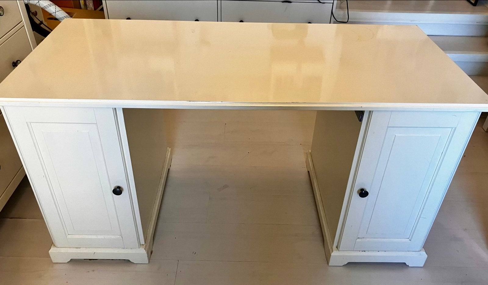 GRATIS Ikea Hemnes bureau desk wit, Ophalen, Gebruikt, Spaanplaat of MDF, Overige merken