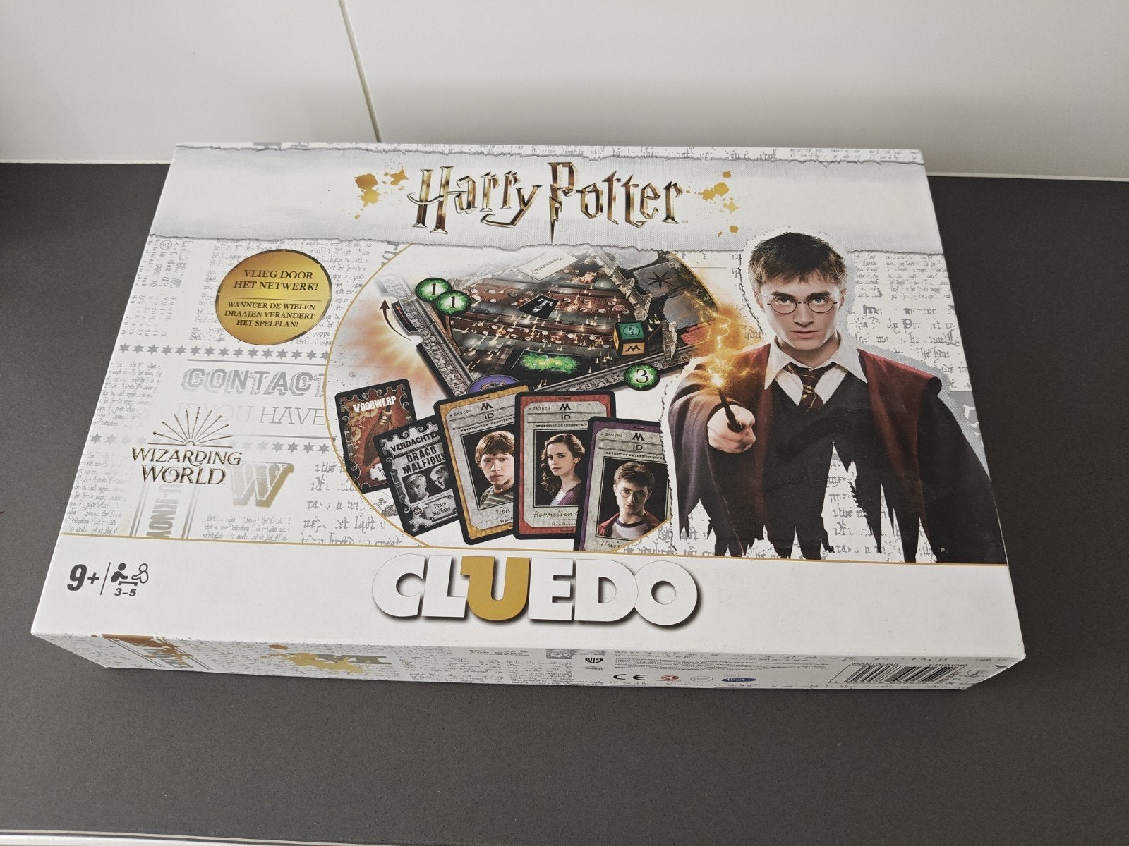 Harry Potter Cluedo Bordspel - Zo goed als nieuw, Vijf spelers of meer, Ophalen of Verzenden, Zo goed als nieuw, Winning Moves