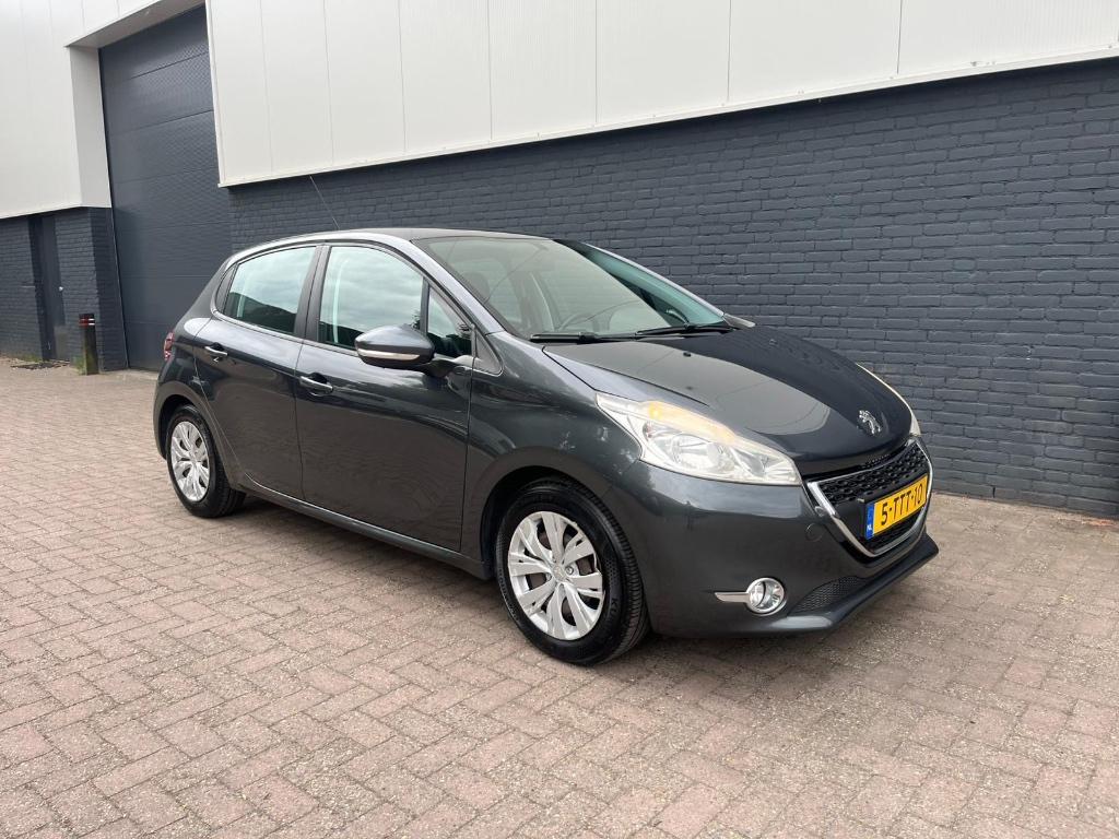 Peugeot 208 1.2 VTI LPG 5D 2014 AIRCO CRUISE NWE APK, Auto's, Peugeot, Voorwielaandrijving, 31 €/maand, Origineel Nederlands, Bedrijf