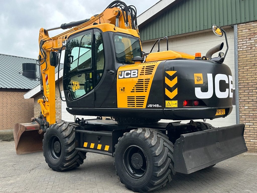 JCB JS145W + (bj 2017), Graafmachine