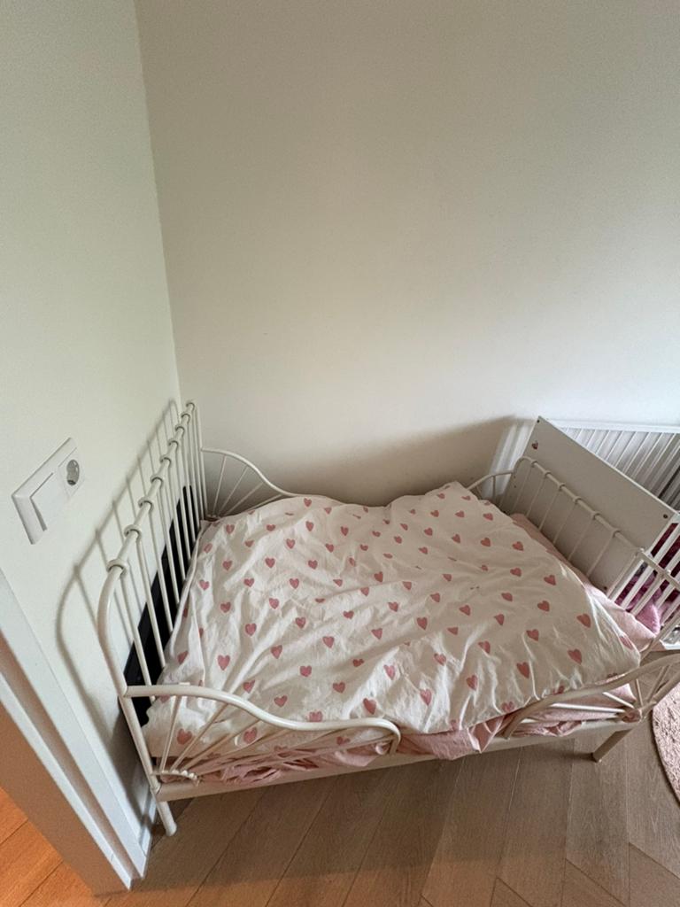 Ikea meegroeibed wit inclusief lattenbodem, Gebruikt, 70 tot 85 cm, Ophalen of Verzenden, Lattenbodem