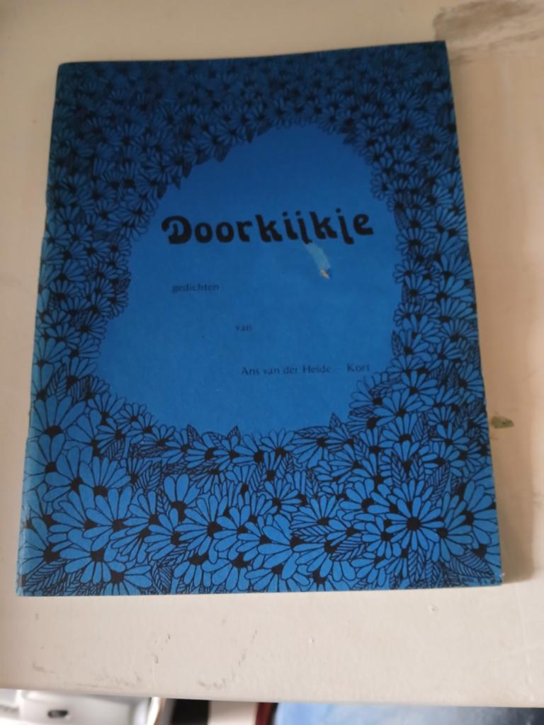 Doorkijkje - Gedichten van Ans van der Heide-Kort, Ophalen of Verzenden, Gelezen, Ans van der Heide-Kort, Eén auteur