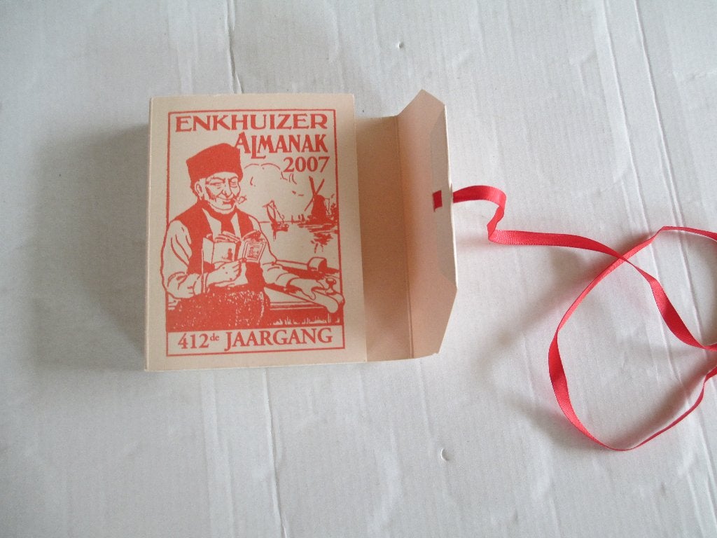 enkhuizer almanak 2004, Ophalen of Verzenden, Zo goed als nieuw