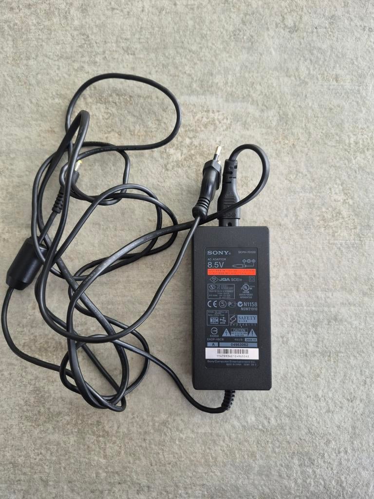 Sony PlayStation 2 AC Adapter SCPH-70100, Spelcomputers en Games, Ophalen of Verzenden, Zo goed als nieuw, Voeding, Oplader of Kabel
