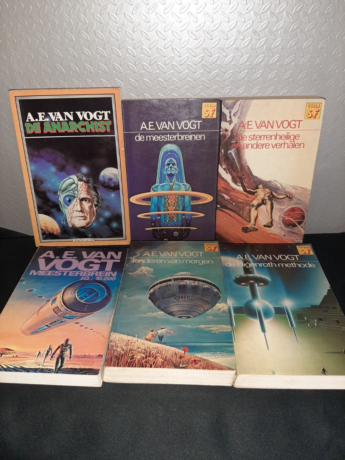 A.E. van Vogt Sciencefiction Boeken Collectie (6 stuks), Ophalen of Verzenden, Gelezen, A.E. van Vogt