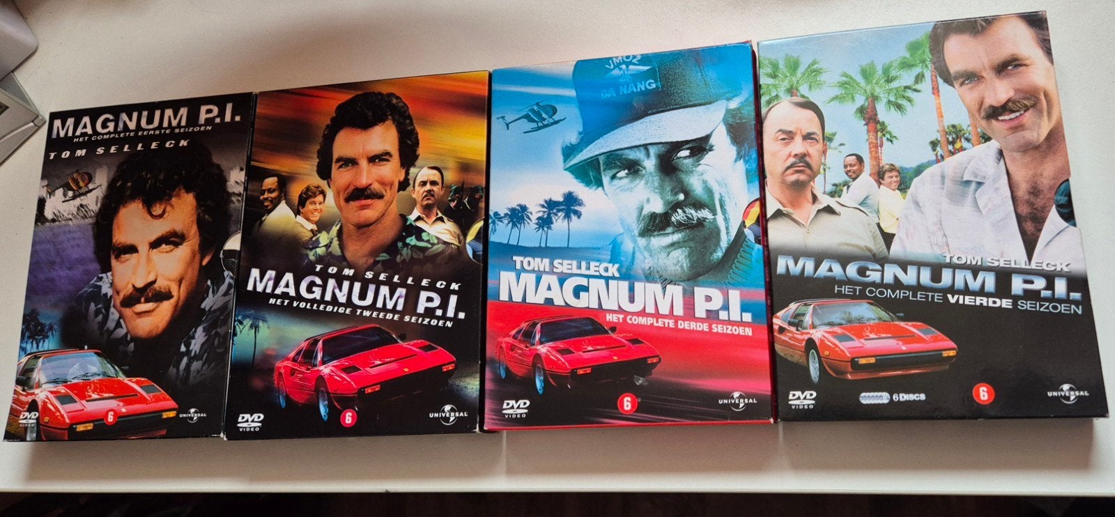 Magnum P.I. DVD Boxsets - Seizoen 1, 2, 3 & 4, Nederlands, Seizoen 1, Ophalen of Verzenden, Vanaf 6 jaar