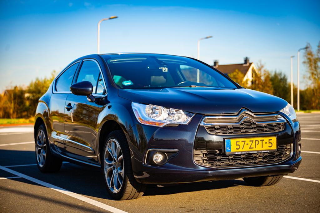 Citroën DS4 1.6 VTI 120KW AUT 2013 Blauw, 715 kg, Blauw, Leder en Stof, 163 pk