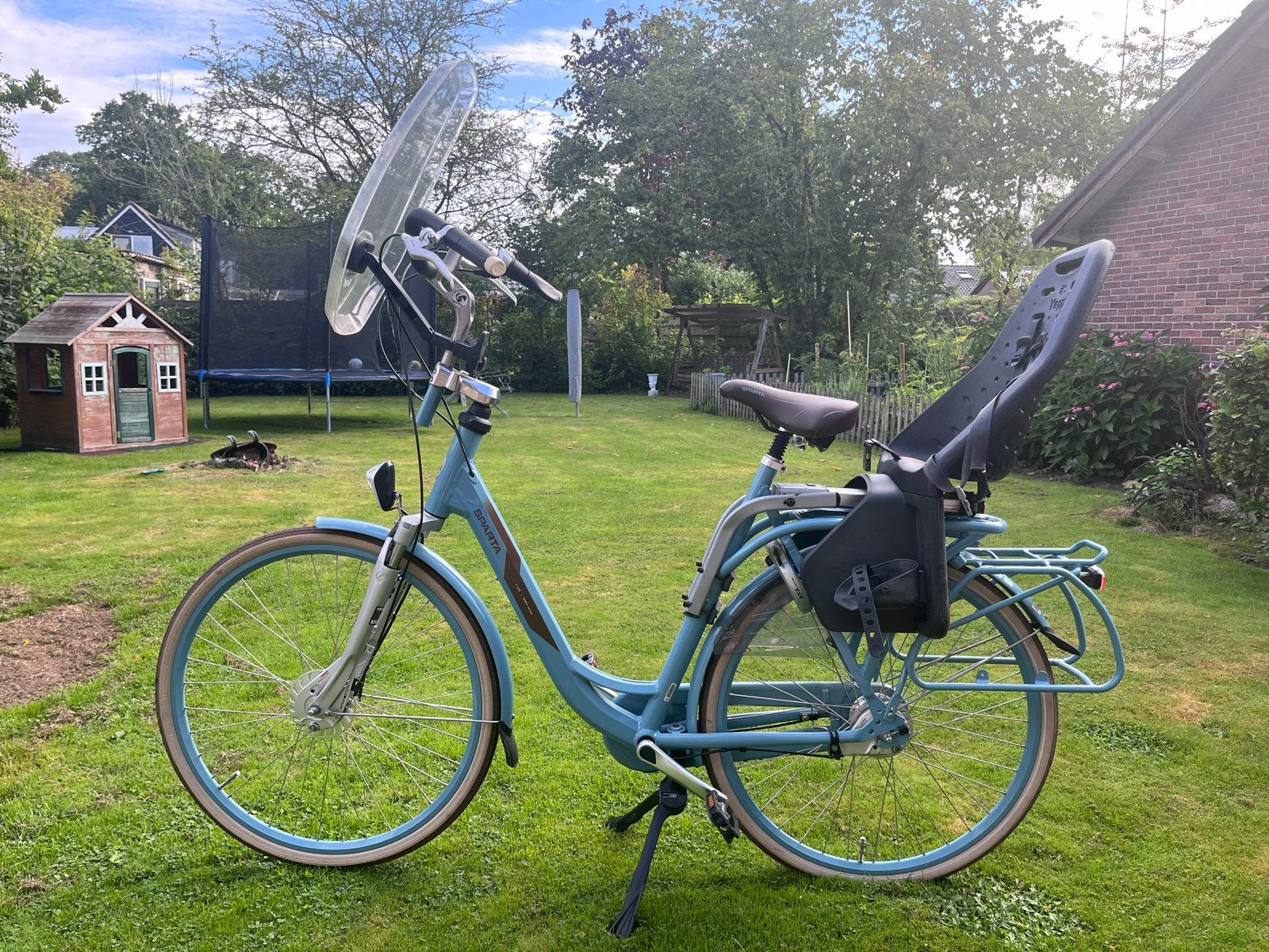 Fiets met Yepp achterzitje en voorzitje (niet gemonteerd), Ophalen, 2 zitjes, Zo goed als nieuw, Sparta