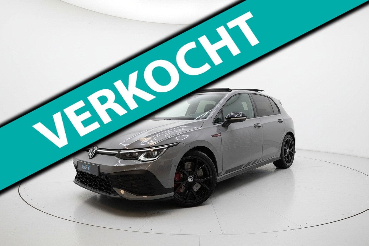 Volkswagen Golf 8 2.0 TSI GTI CLUBSPORT PANO LEER IQ VOL, Auto's, Dealer onderhouden, Gebruikt, Zwart, 4 cilinders