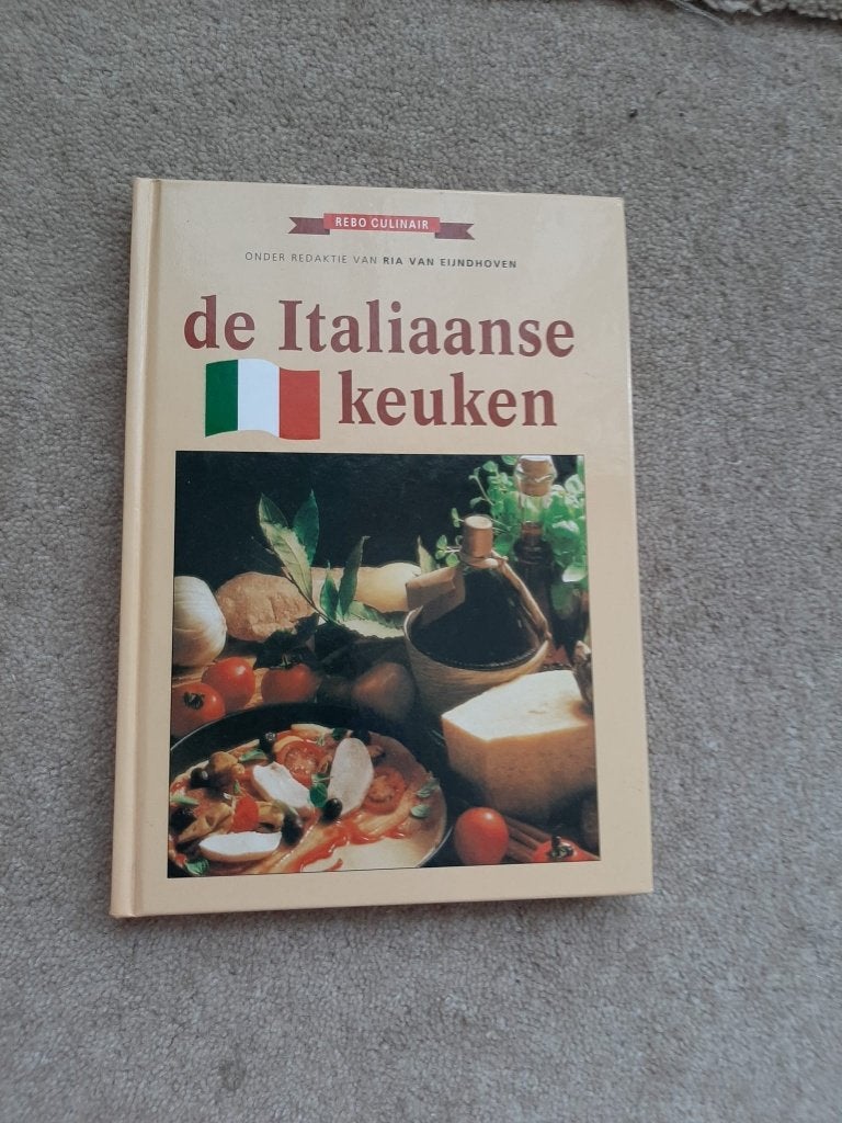 de italiaanse keuken, Ophalen of Verzenden, Zo goed als nieuw, Ria van Eindhoven, Italië