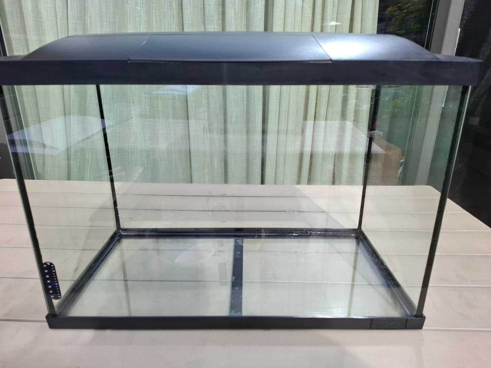 Superfish aquarium, Ophalen, Leeg aquarium