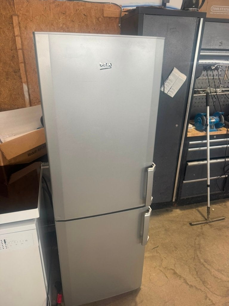 Beko koel-vriescombinatie wit – ruime koelkast met vriezer, Ophalen, 150 tot 200 liter, Gebruikt, 60 cm of meer