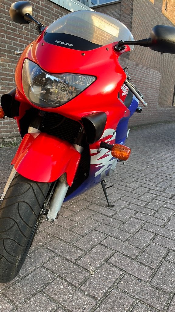 Honda CBR600 F4 (pc35) i.z.g.st 1e eigenaar, Honda, Sportuitlaat, Motorrijbewijs A, Super Sport