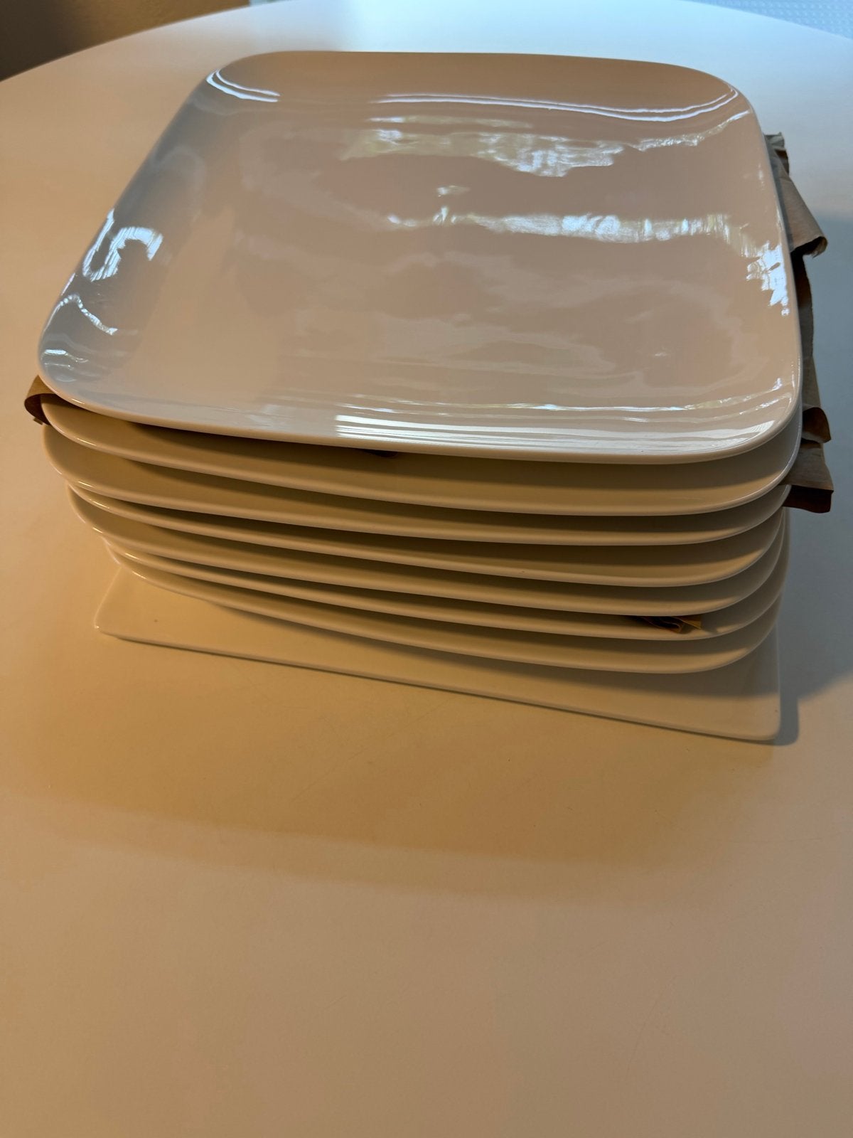 Yong extra strong new bone china borden (8 stuks), Overige merken, Ophalen of Verzenden, Zo goed als nieuw, Bord(en)