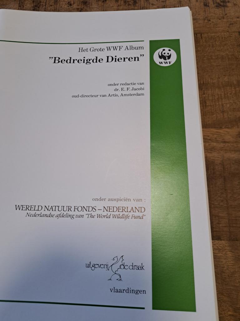 Kompleet te album WWF, Postzegels en Munten, Ophalen of Verzenden