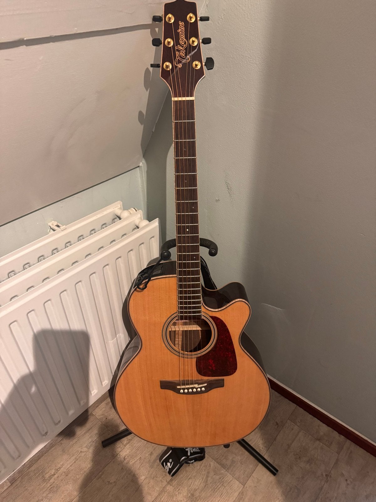Takamine GN93CE-NAT - Zo goed als nieuw!, Ophalen of Verzenden, Gebruikt, Western- of Steelstringgitaar, Met (piezo-)element