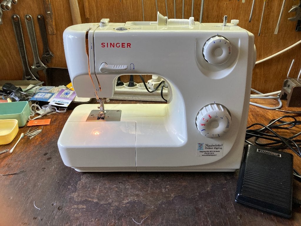 Singer 8280 - leuke startersnaaimachine!, Ophalen, Singer, Singer, Onbekend