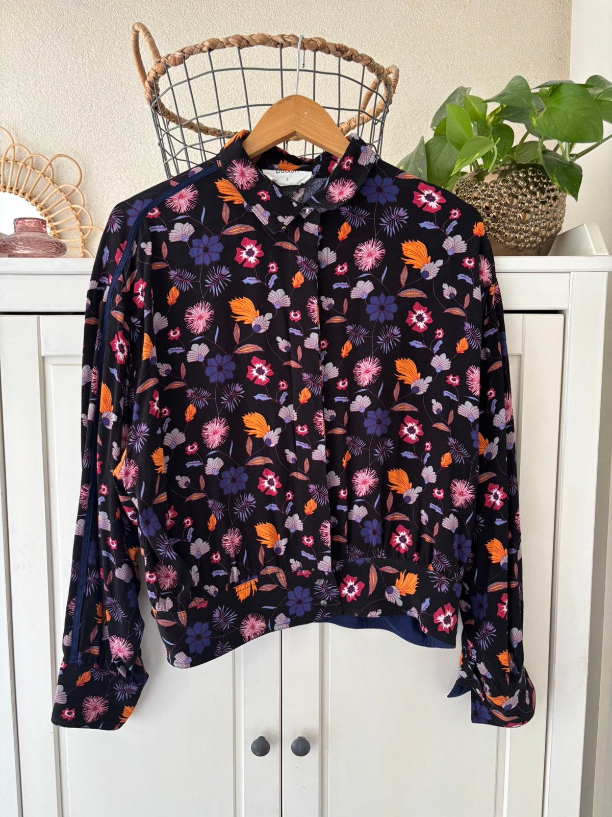 BA&SH viscose blouse maat 40, Kleding | Dames, Ophalen of Verzenden, Zo goed als nieuw, Maat 38/40 (M), Zwart