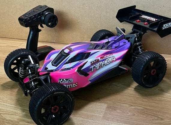 Arrma typhon TLR & AVC, Ophalen of Verzenden, Zo goed als nieuw, Overige schalen, Auto offroad