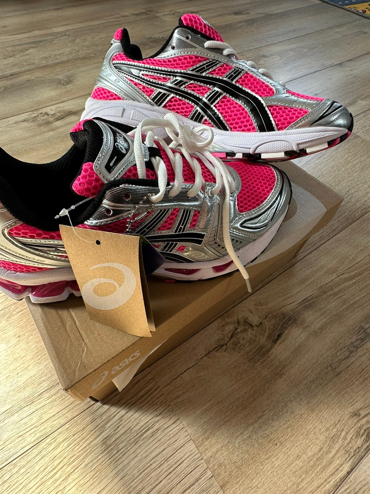 Asics Gel Kayano 14 maat 40,5, Verzenden, Nieuw, Sneakers of Gympen, Roze