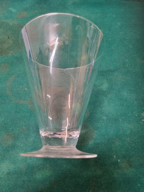 vaas van glas trompet vorm, Ophalen of Verzenden