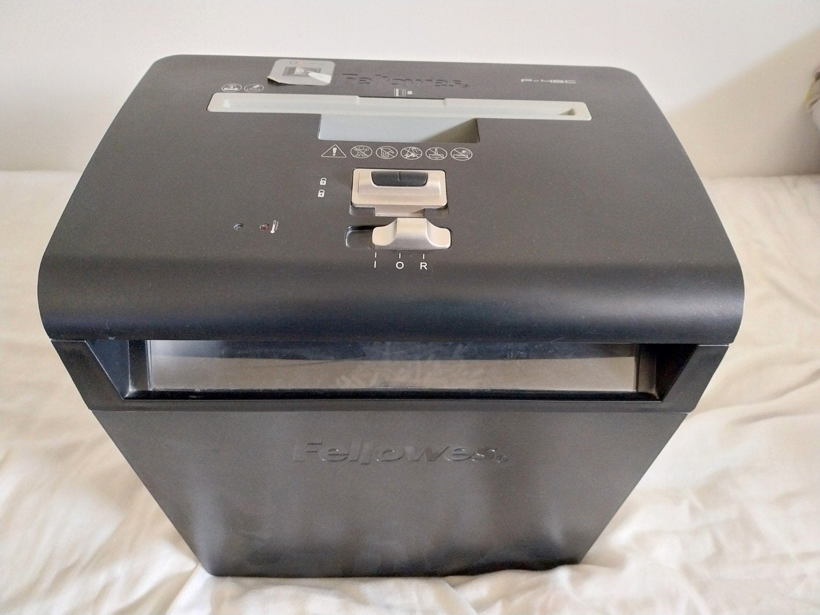 Fellowes P-48C papierversnipperaar, Ophalen, Gebruikt