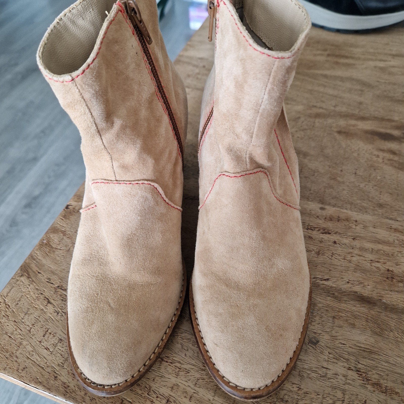 Zomerlaarsjes, Kleding | Dames, Schoenen, Verzenden, Zo goed als nieuw, Beige, Sneakers of Gympen