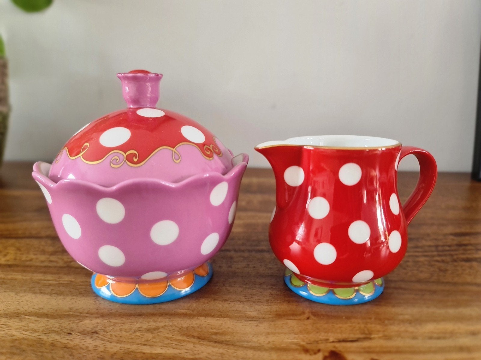 Nieuw Oilily melk en suikerset rood roze met witte stippen, Keramiek, Overige typen, Nieuw, Ophalen of Verzenden