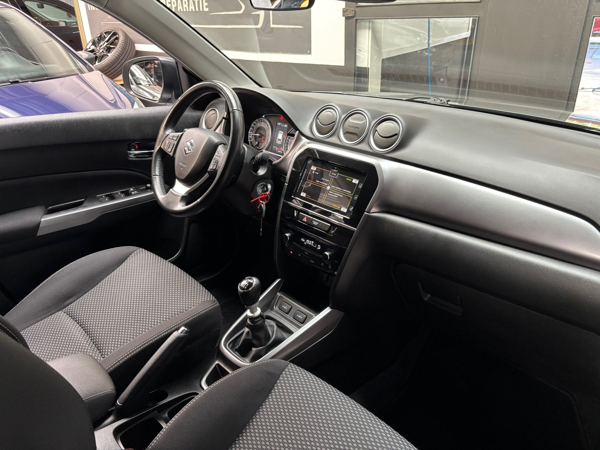 Foto 11 van Suzuki VITARA 1.4 Boosterjet Comfort Smart Hybrid /Camera /