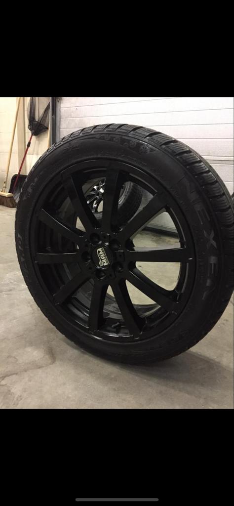 Audi TT Zwarte 17 inch velgen met winterbanden, Auto-onderdelen, Banden en Velgen, 18 inch, Gebruikt, Banden en Velgen, Personenwagen