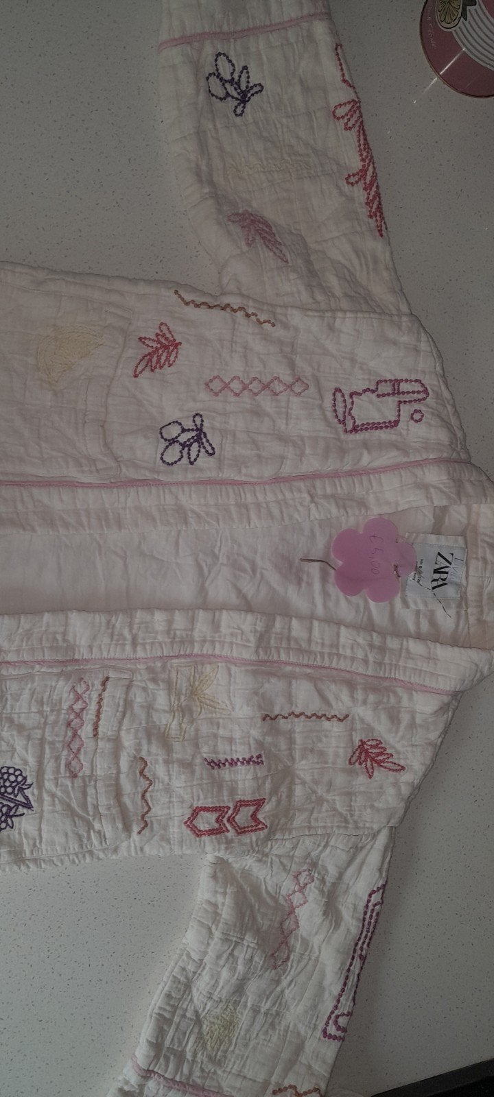 Zara Kinderjasje met Borduurwerk - Maat 120, Ophalen, Zo goed als nieuw, Zara, Jongen of Meisje