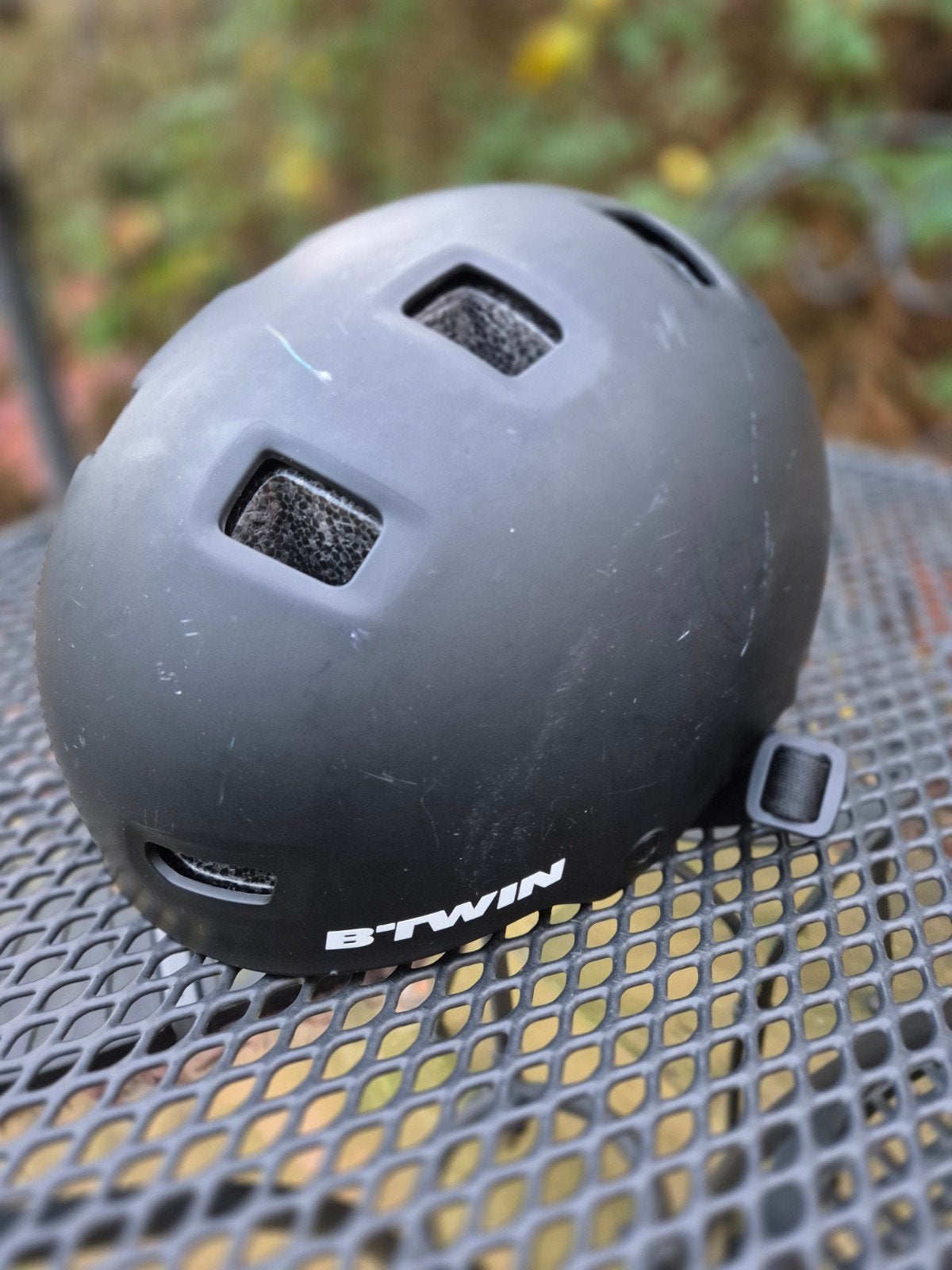 BTWIN Kinderfietshelm Zwart 55-59 cm, Ophalen, Gebruikt, Jongen of Meisje, Overige maten