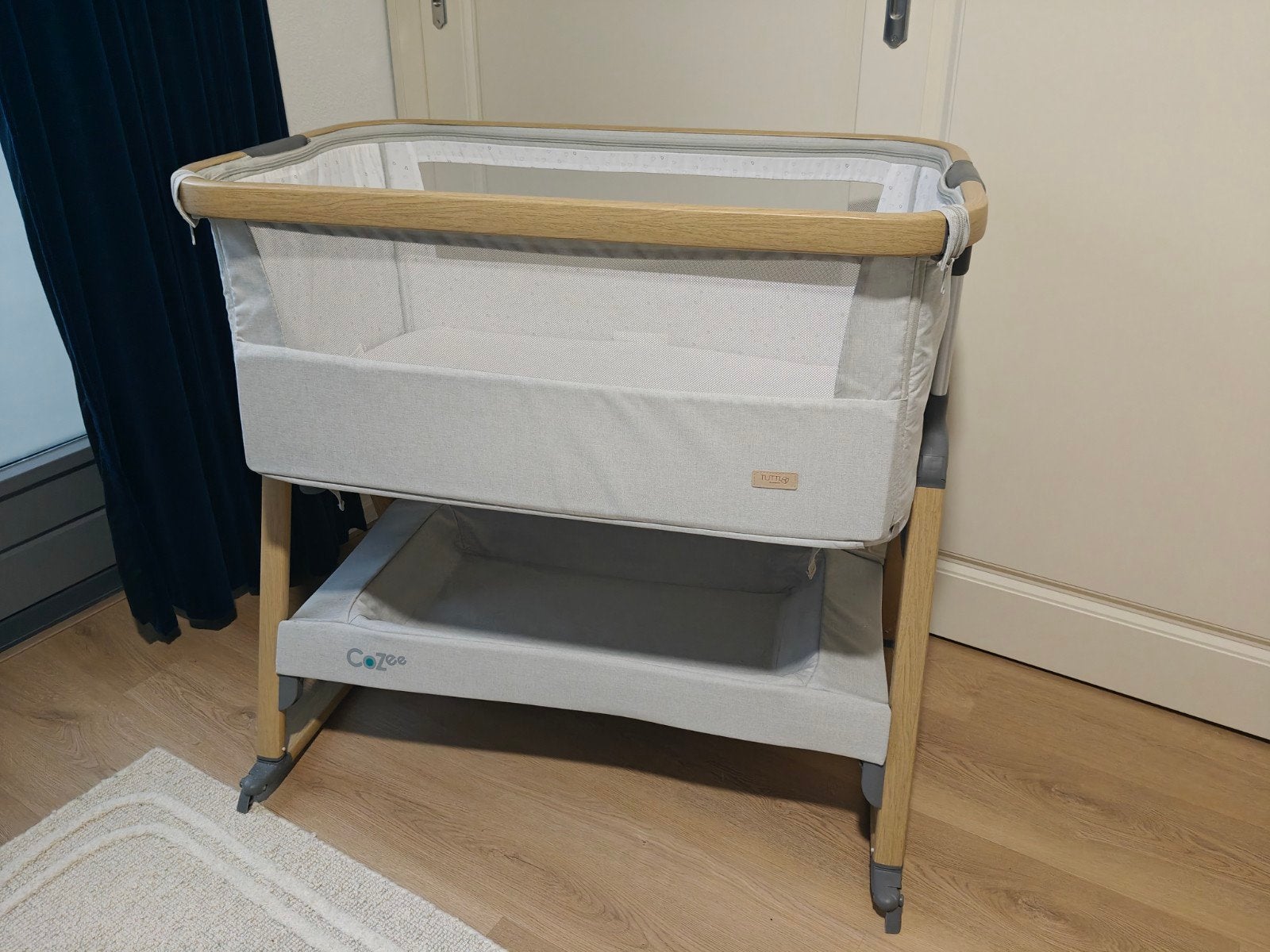 Tutti Bambini CoZee Co-sleeper Wieg - Zo goed als nieuw, Ophalen, Zo goed als nieuw, Wieg